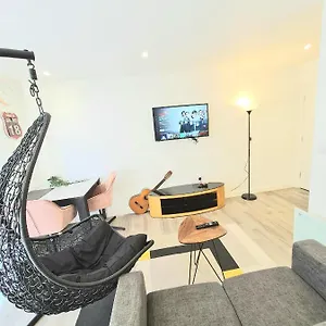 Apartment Lovely Centre - Netflix, Wifi, Digital Tv, Sheffield
